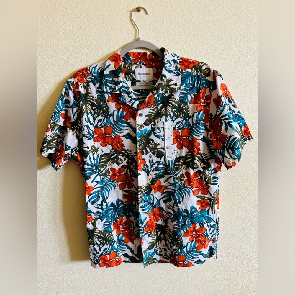 Goodfellow & Co Men’s size medium Button Up